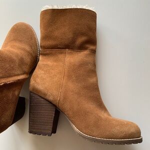 10 • New • Bootie
